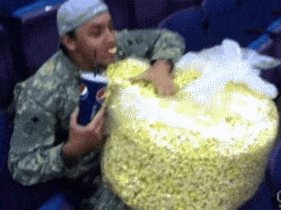 popcorn-eating.gif